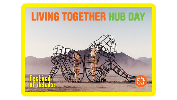 Display living together hub day